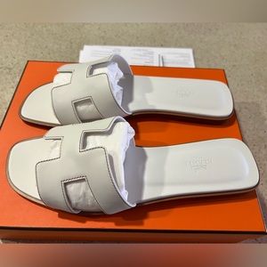 Hermes oral sandals white 40